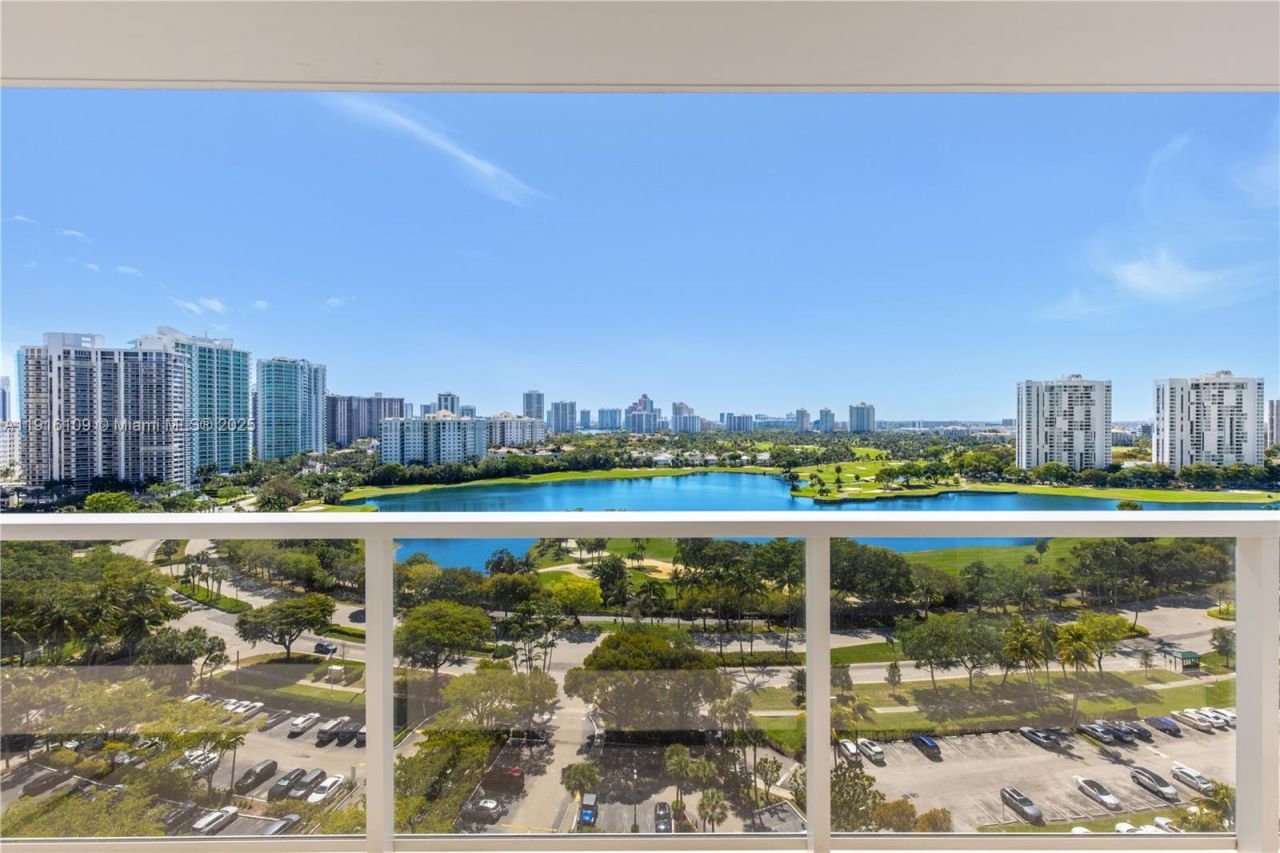 3701 N Country Club Dr, Unit 1805, Aventura, FL 33180 Photo