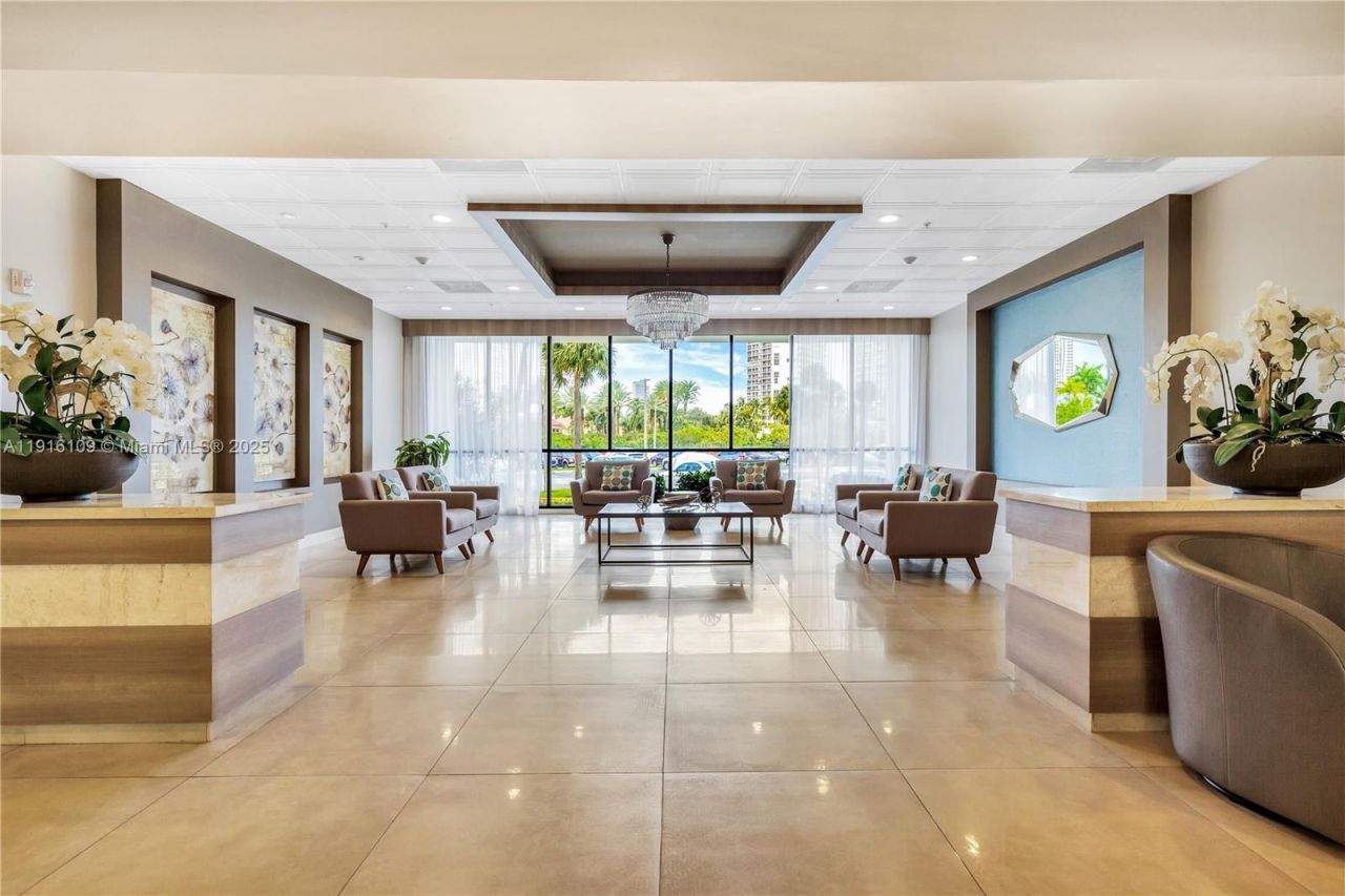 3701 N Country Club Dr, Unit 1805, Aventura, FL 33180 Photo