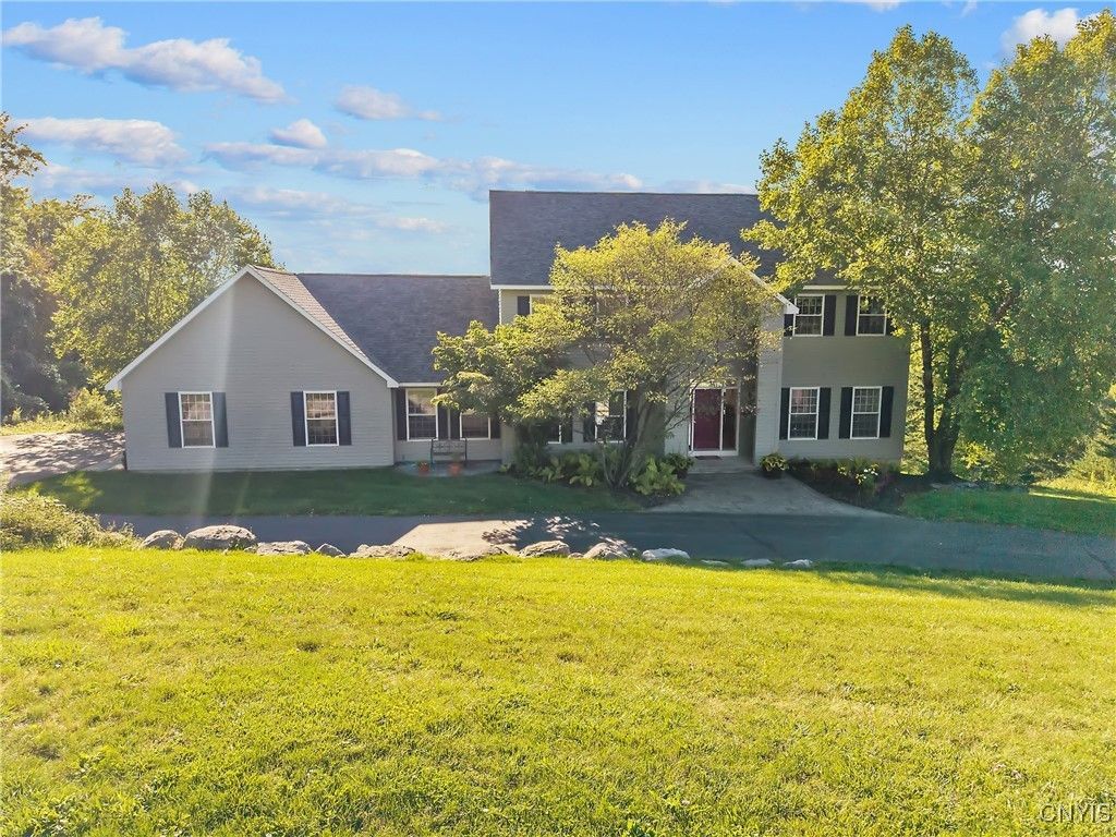 6915 Kassonta Drive, Jamesville, NY 13078 Main Photo