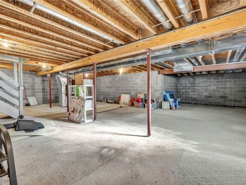 1393 Waters Edge Drive, Akron, OH 44313 Photo 40