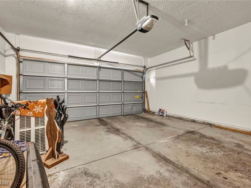 1393 Waters Edge Drive, Akron, OH 44313 Photo 42