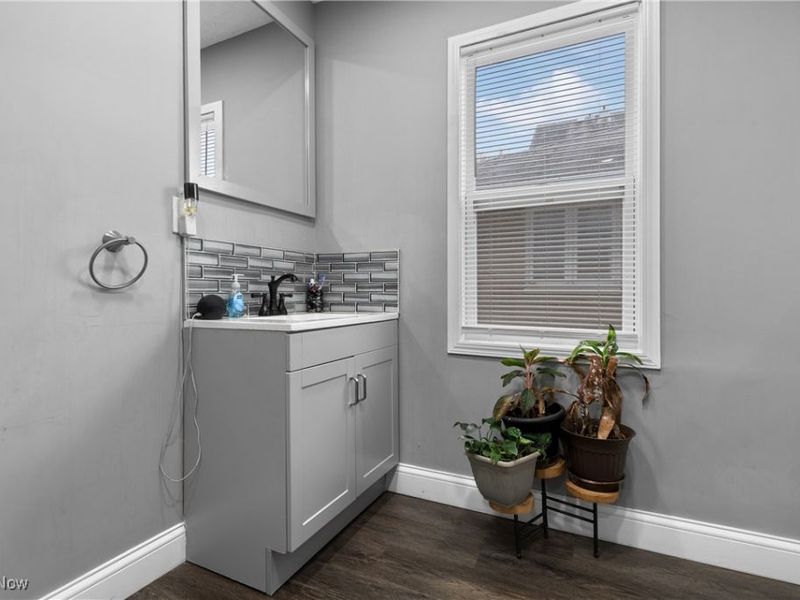 4131 E 74th Street, Cleveland, OH 44105 Photo 15