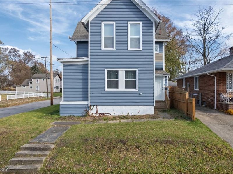 4131 E 74th Street, Cleveland, OH 44105 Photo 2