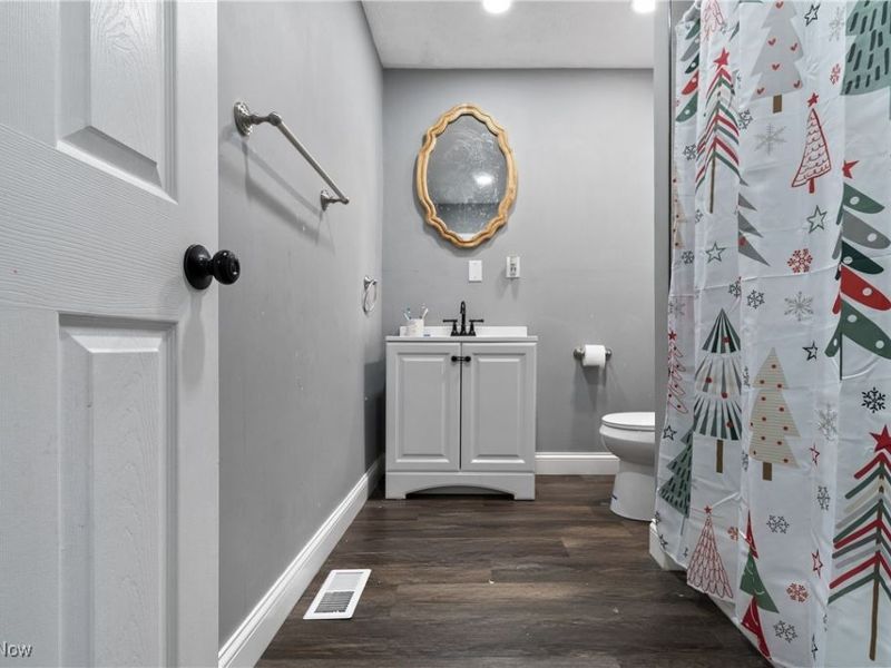 4131 E 74th Street, Cleveland, OH 44105 Photo 20