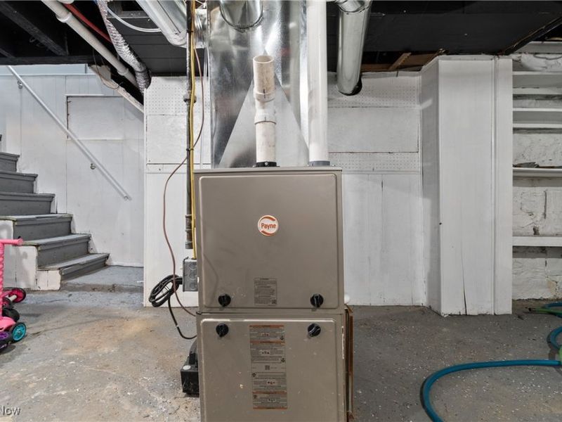 4131 E 74th Street, Cleveland, OH 44105 Photo 27