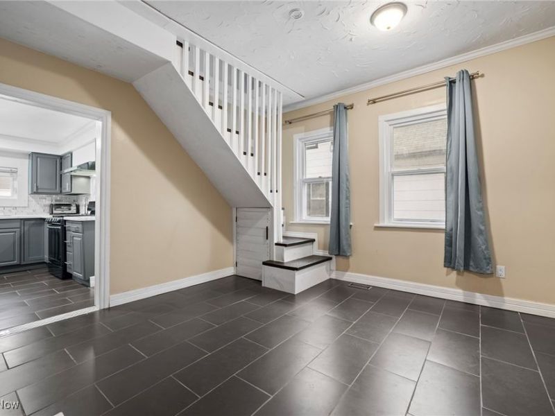 1607 E 34th Street, Cleveland, OH 44114 Photo 15