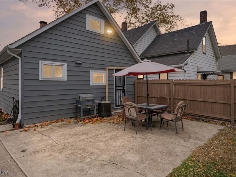 1607 E 34th Street, Cleveland, OH 44114 Photo 44