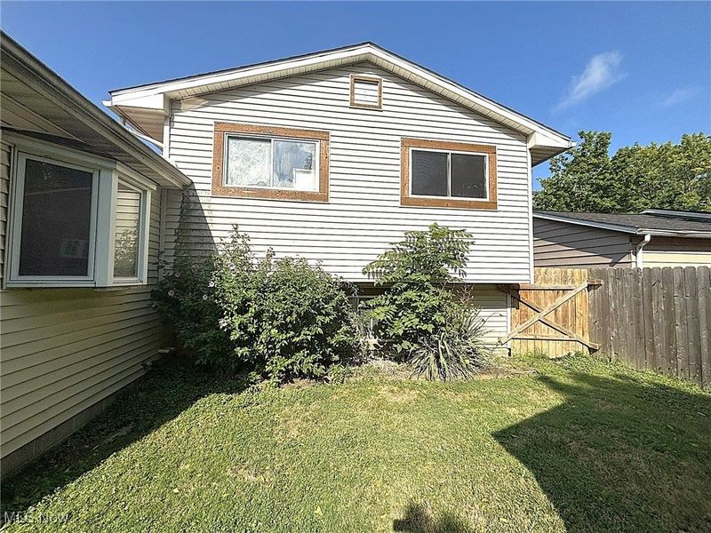 737 Dunny Avenue, Sheffield Lake, OH 44054 Photo 40