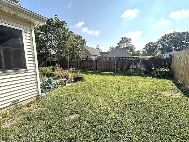 737 Dunny Avenue, Sheffield Lake, OH 44054 Photo 43