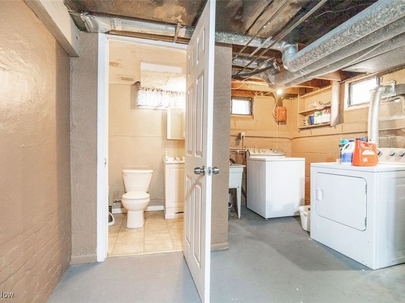 25151 Zeman Avenue, Euclid, OH 44132 Photo 24