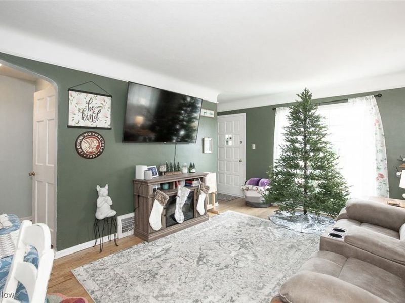 25151 Zeman Avenue, Euclid, OH 44132 Photo 5