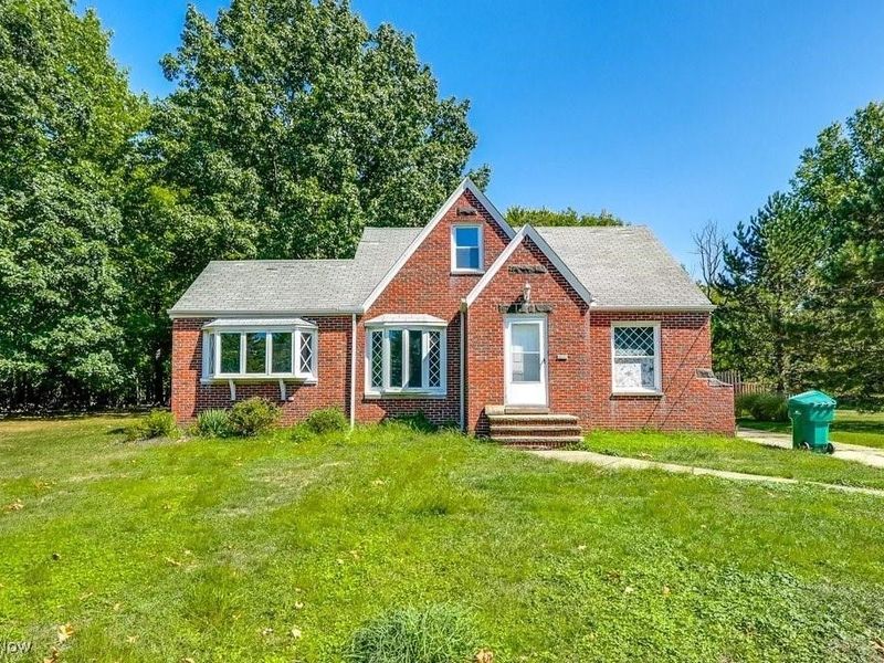 145 Richmond Road, Richmond Heights, OH 44143 Photo 1