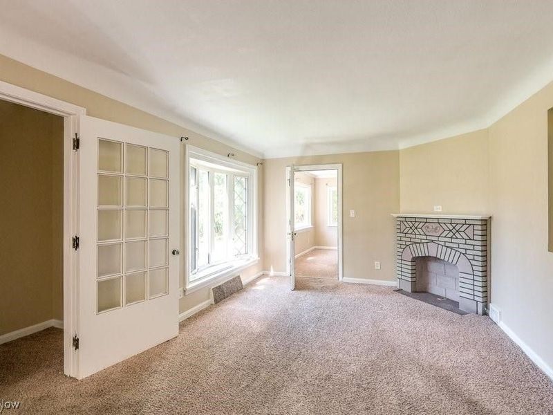 145 Richmond Road, Richmond Heights, OH 44143 Photo 3