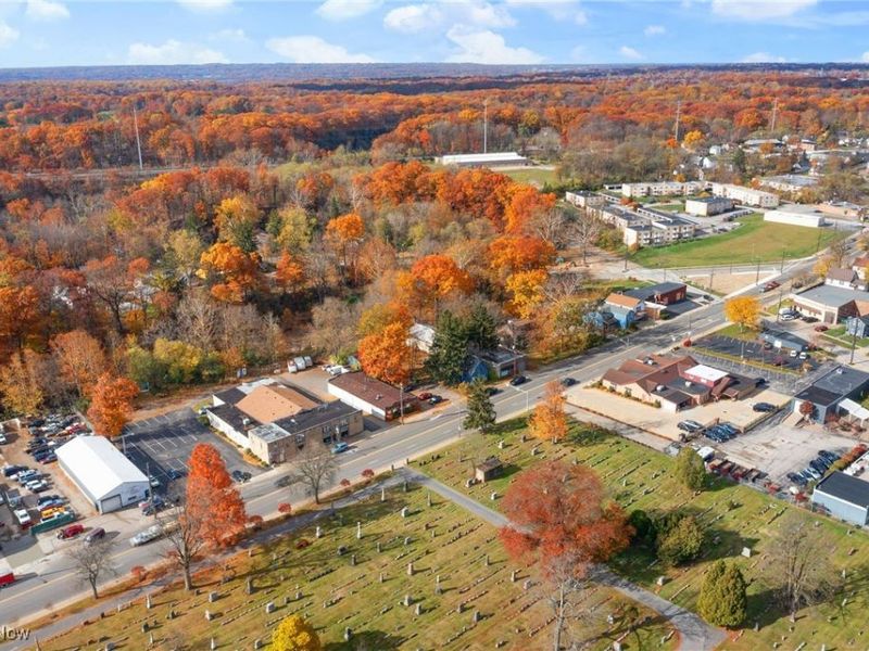 920 Broadway Avenue, Bedford, OH 44146 Photo 38