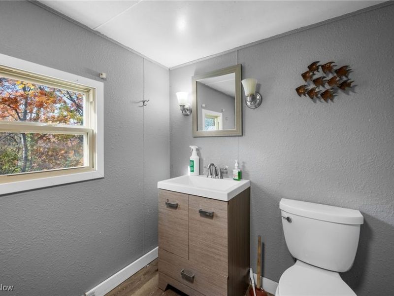 920 Broadway Avenue, Bedford, OH 44146 Photo 9