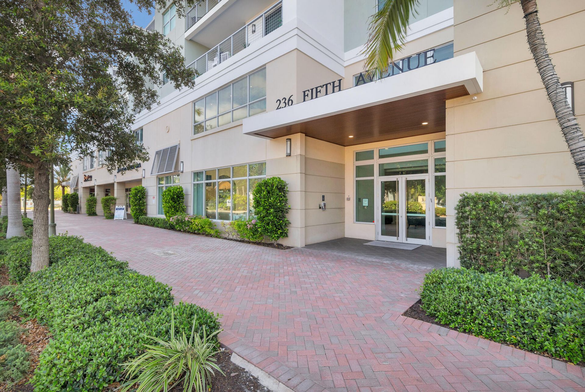 236 SE 5th Avenue, Unit 301, Delray Beach, FL 33483 Photo