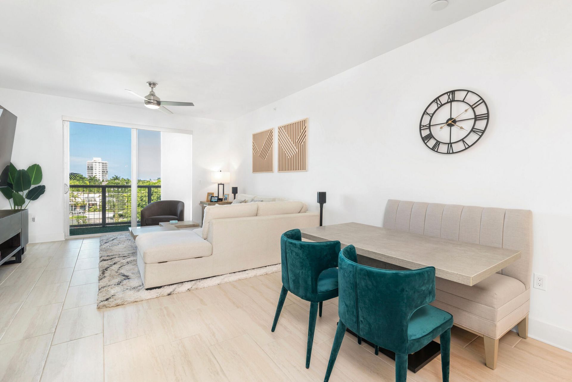 236 SE 5th Avenue, Unit 301, Delray Beach, FL 33483 Photo