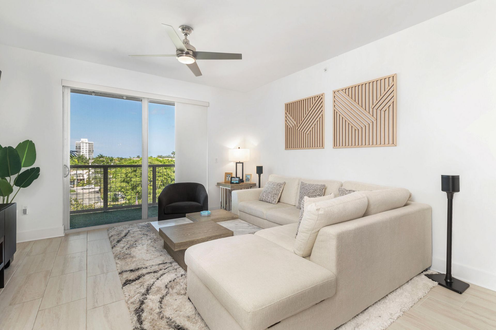 236 SE 5th Avenue, Unit 301, Delray Beach, FL 33483 Photo