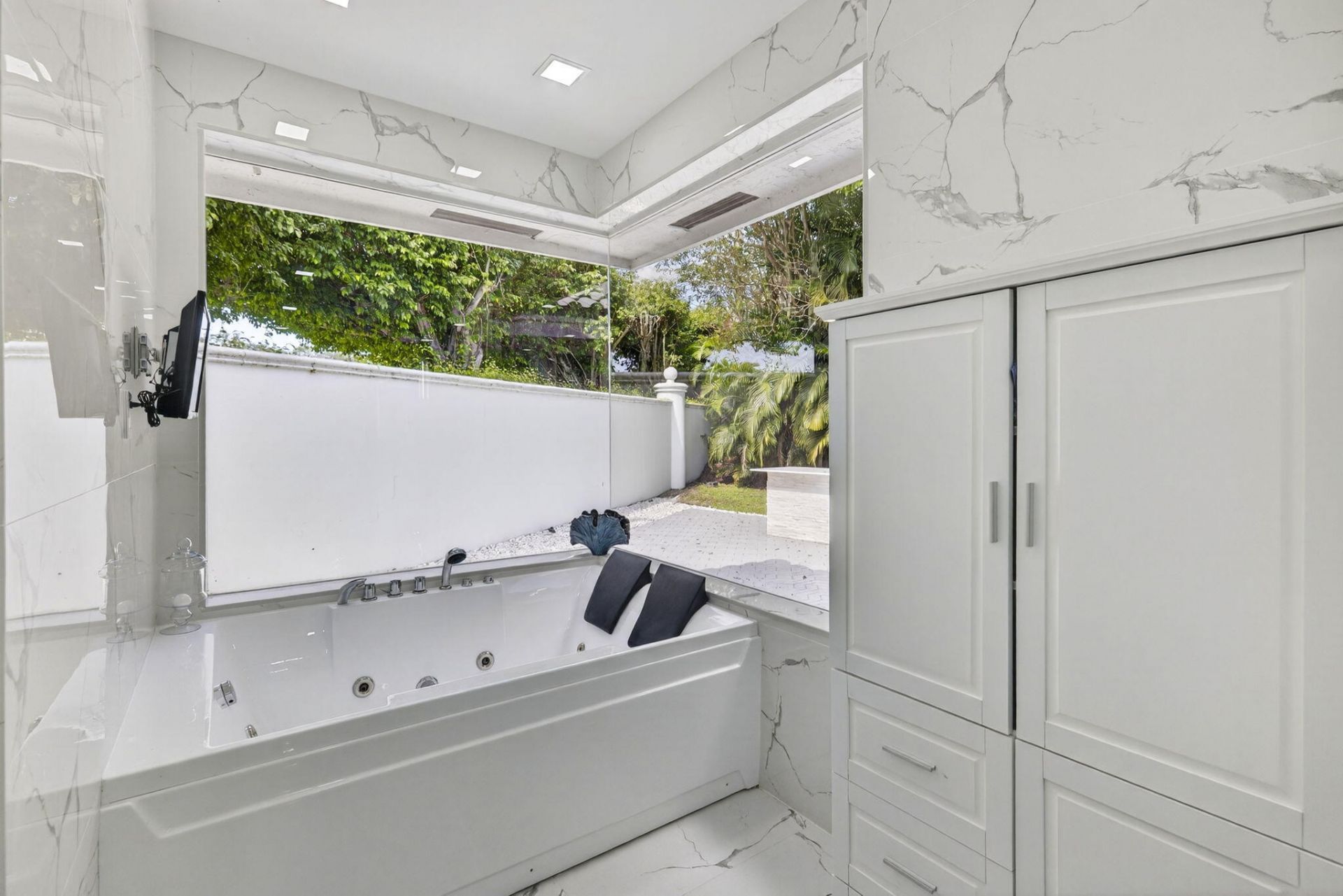 2673 NW 64th Boulevard, Boca Raton, FL 33496 Photo