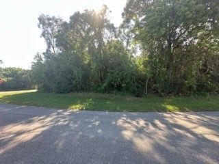 401 Betty Avenue, Sebastian, FL 32958 Photo
