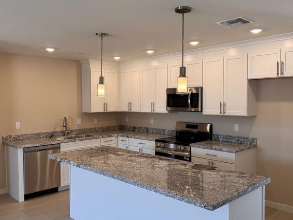 523 S PASADENA, Unit 113, Mesa, AZ 85210