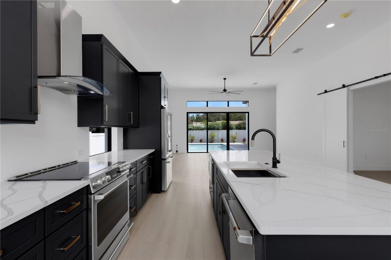 2069 Hibiscus Street, Sarasota, FL 34239 Photo