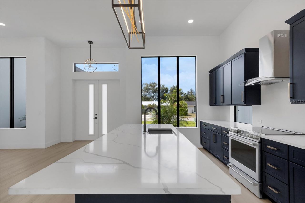 2069 Hibiscus Street, Sarasota, FL 34239 Photo
