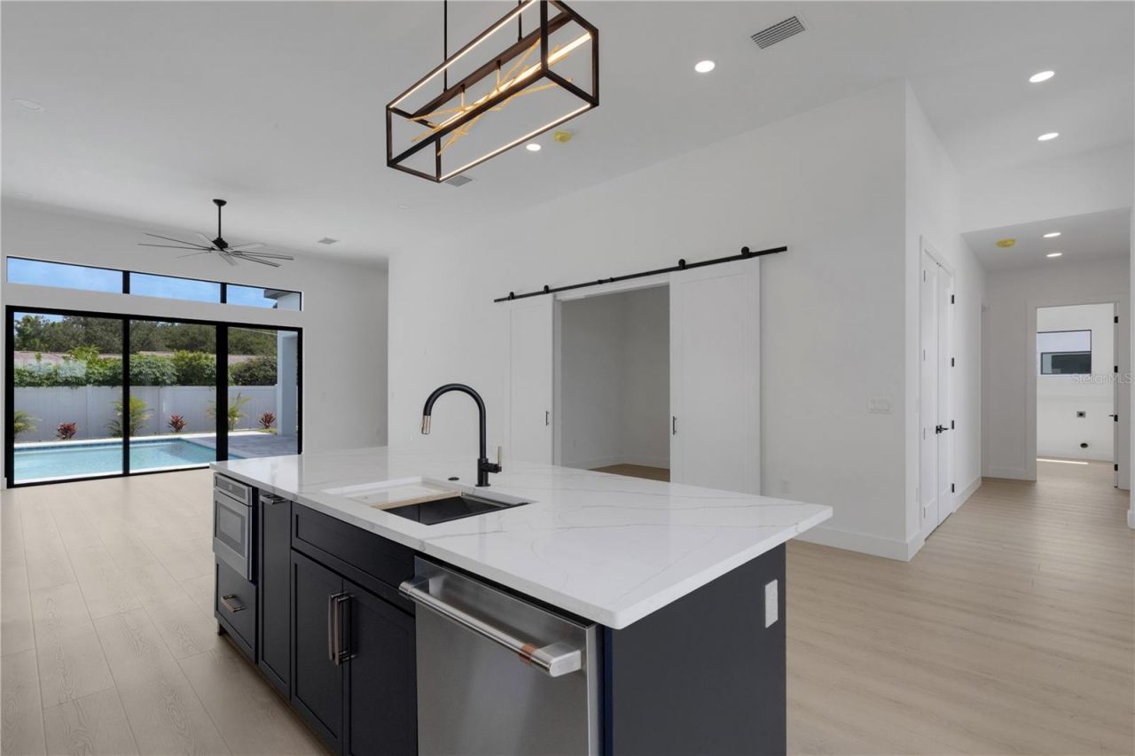 2069 Hibiscus Street, Sarasota, FL 34239 Photo