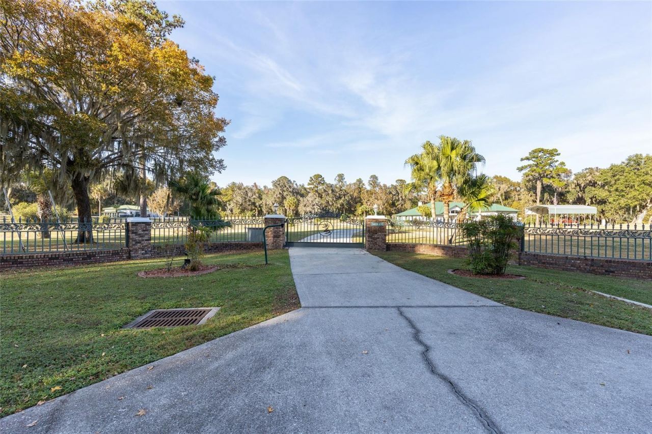 255 SW 96th Lane, Ocala, FL 34476 Photo