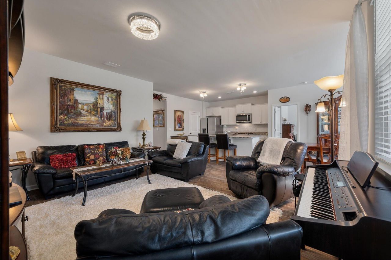 267 N Light Way Photo 17