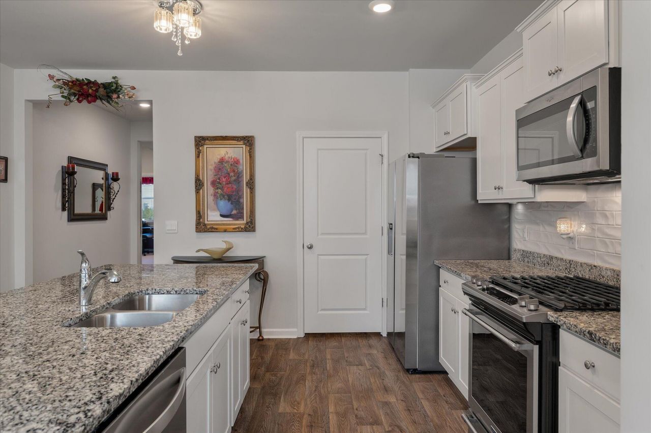 267 N Light Way Photo 21