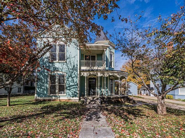 1327 State Street, Bowling Green, KY 42101