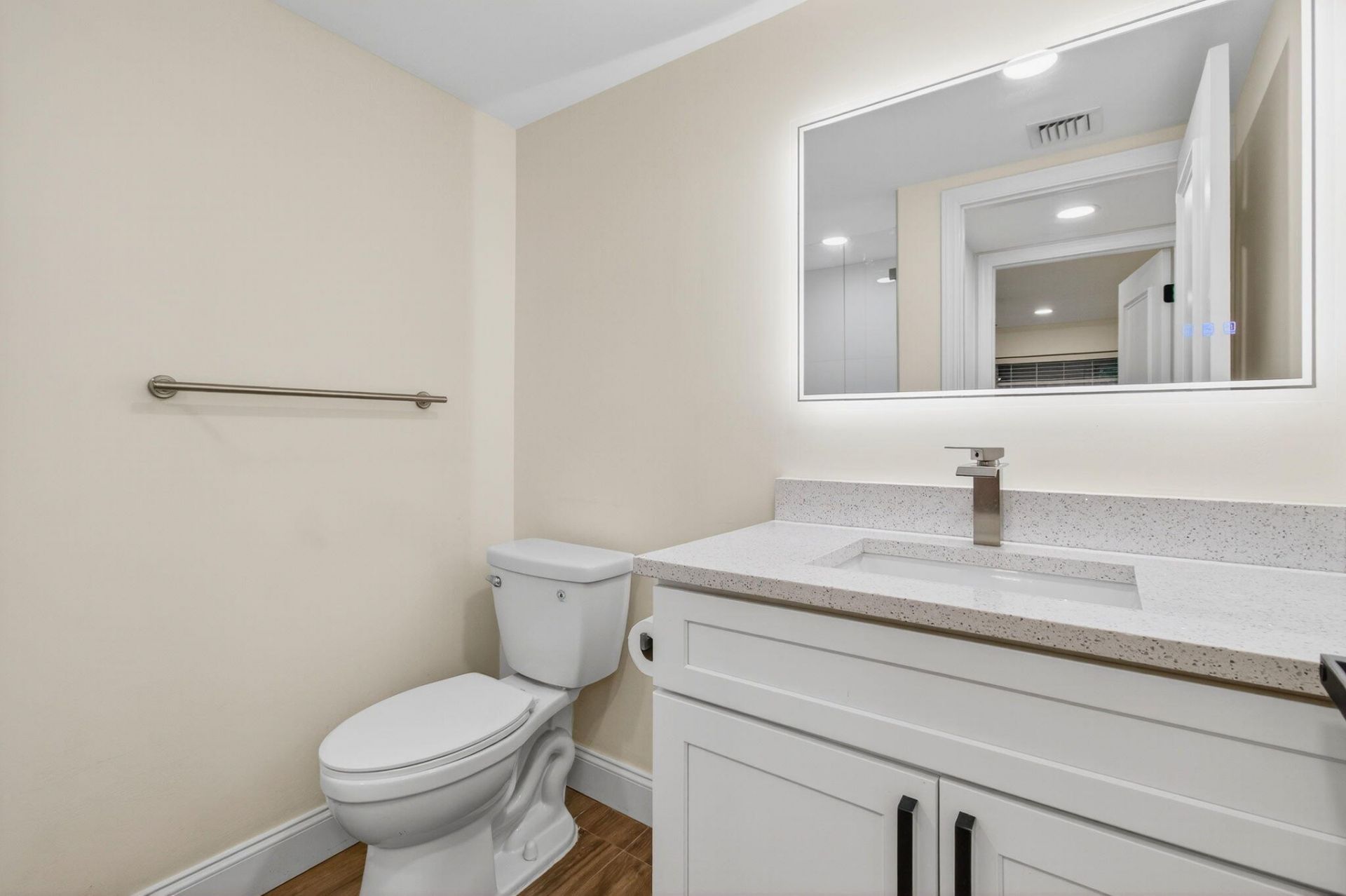 449 Normandy J, Delray Beach, FL 33484 Photo