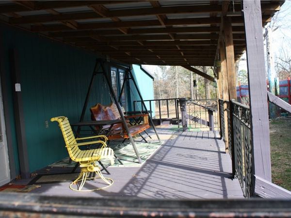 2516 Marion County 8001, Yellville, AR 72687