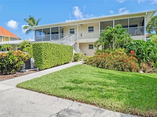 1351 Curlew AVE, Unit 104, NAPLES, FL 34102