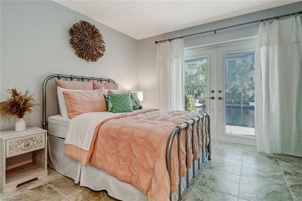 1351 Curlew Ave, Unit 104, Naples, FL 34102 Photo