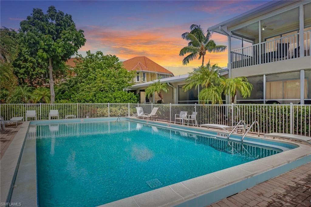 1351 Curlew Ave, Unit 104, Naples, FL 34102 Photo