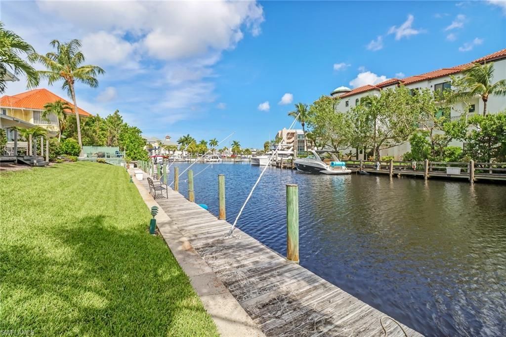 1351 Curlew Ave, Unit 104, Naples, FL 34102 Photo