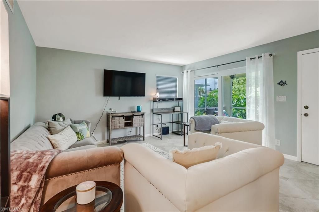 1351 Curlew Ave, Unit 104, Naples, FL 34102 Photo