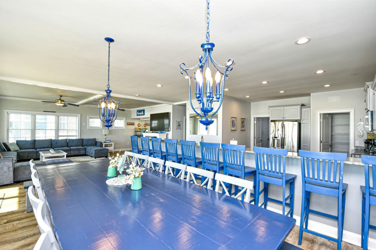 3302 N Ocean Blvd. Photo 8