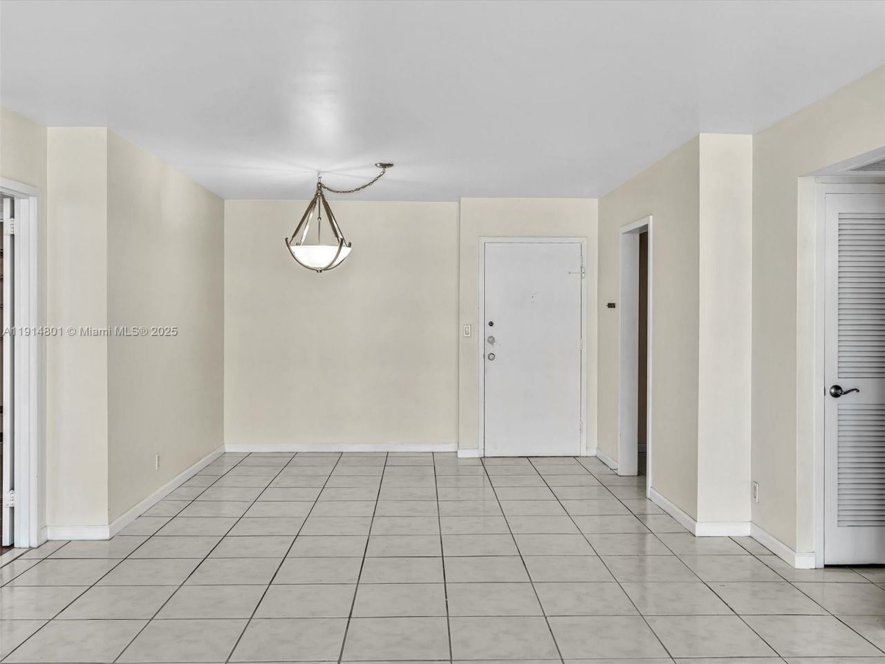 2030 S Ocean Dr, Unit 2024, Hallandale Beach, FL 33009 Photo
