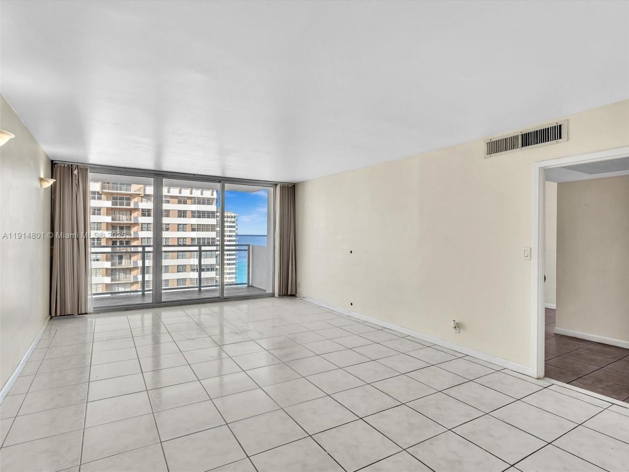 2030 S Ocean Dr, Unit 2024, Hallandale Beach, FL 33009 Photo