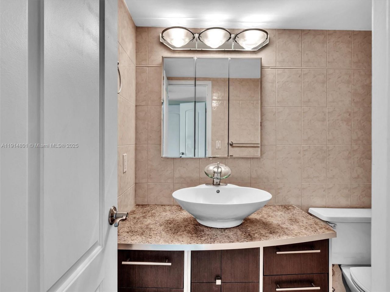 2030 S Ocean Dr, Unit 2024, Hallandale Beach, FL 33009 Photo