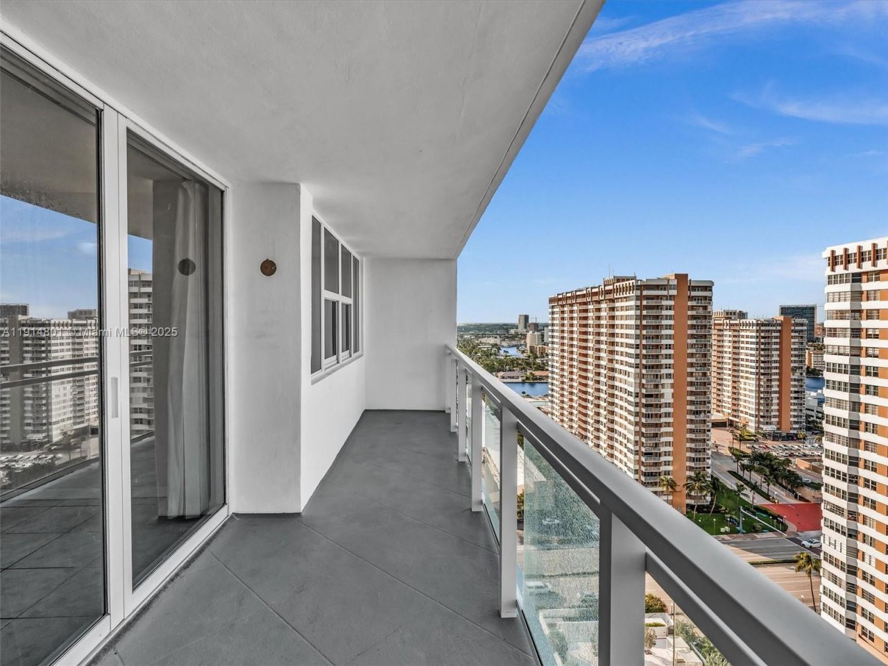2030 S Ocean Dr, Unit 2024, Hallandale Beach, FL 33009 Photo