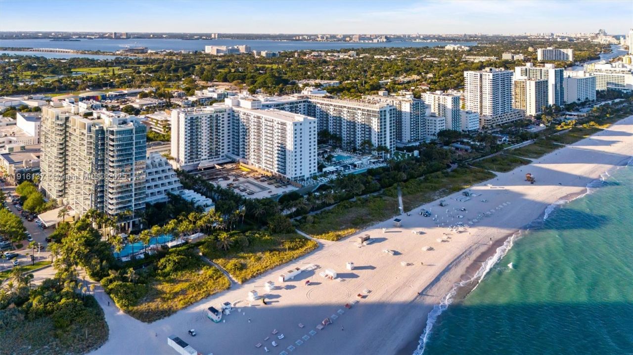 2301 Collins Ave, Unit 1432, Miami Beach, FL 33139 Photo