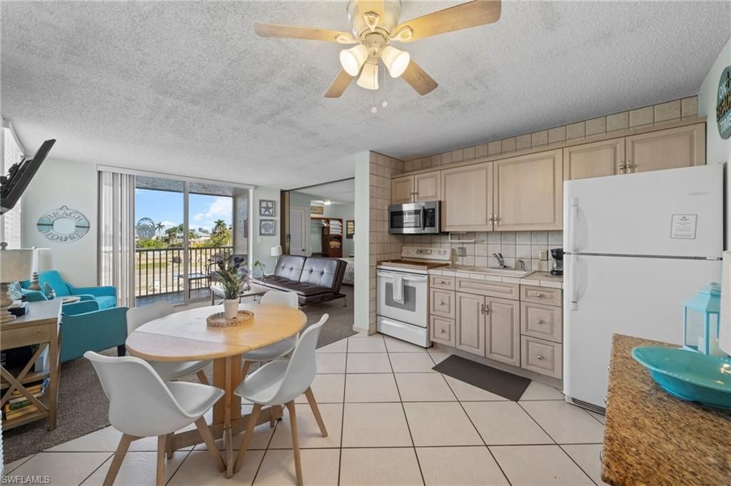 5600 Bonita Beach Rd, Unit 204, Bonita Springs, FL 34134 Photo