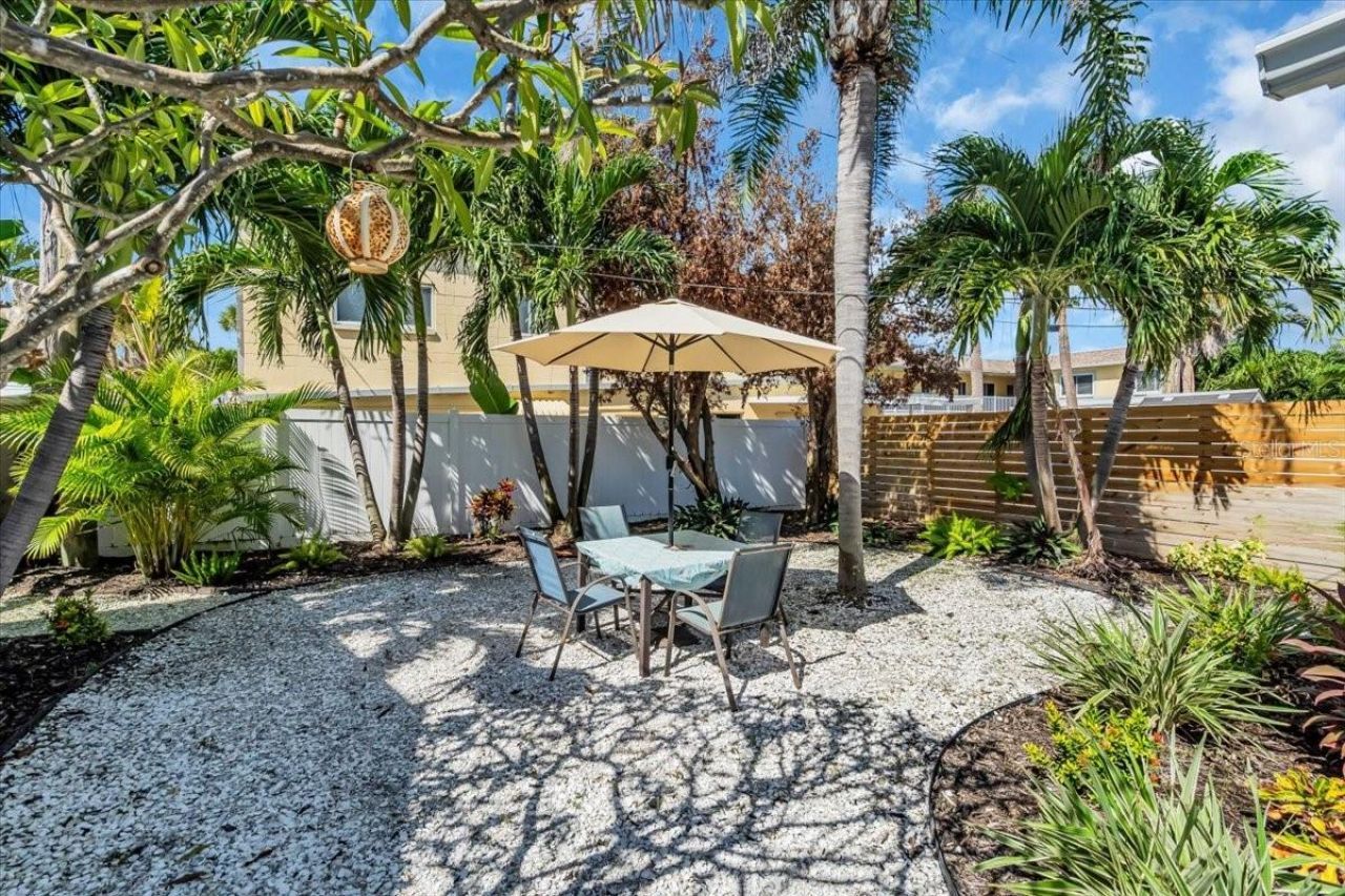 627 70th Avenue, Saint Pete Beach, FL 33706 Photo