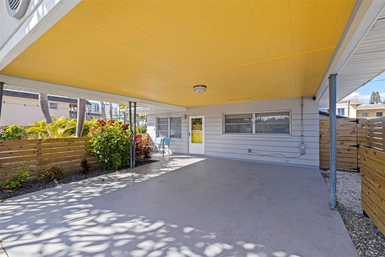 627 70th Avenue, Saint Pete Beach, FL 33706 Photo