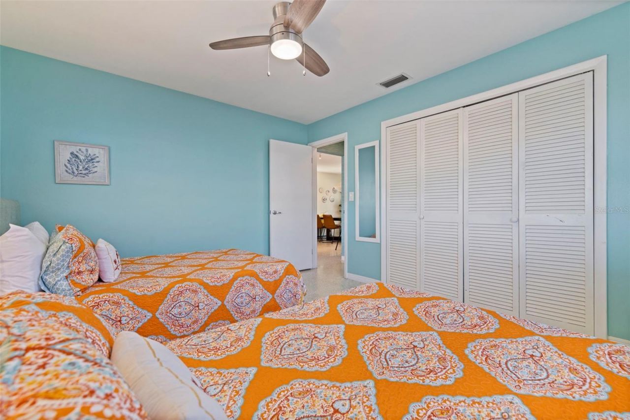627 70th Avenue, Saint Pete Beach, FL 33706 Photo