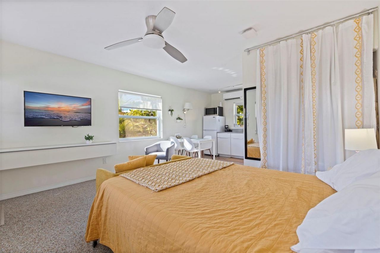 627 70th Avenue, Saint Pete Beach, FL 33706 Photo